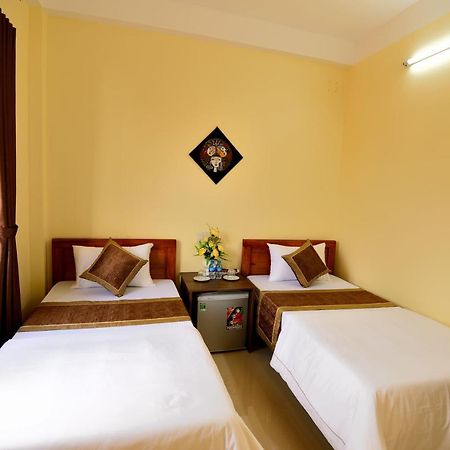 Guest House Maika Hue Bagian luar foto